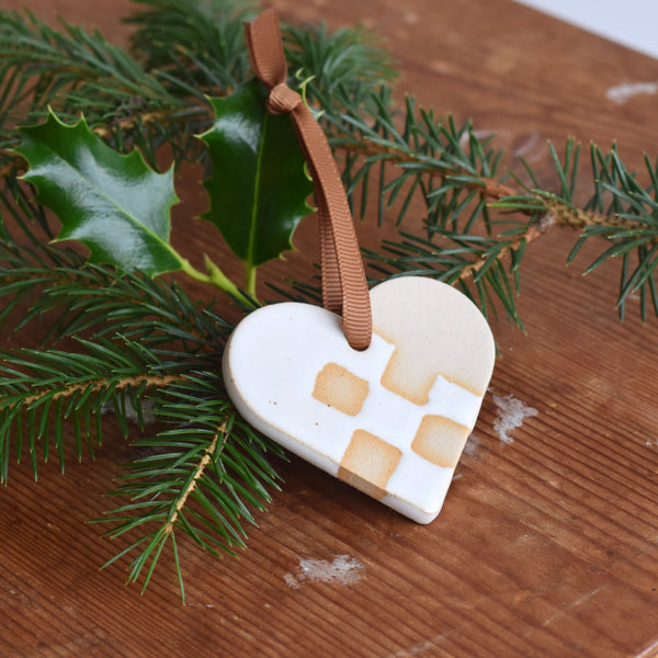 Christmas Ornament - Pleated Christmas Heart