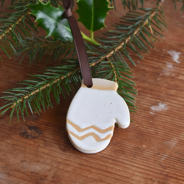Christmas Ornament - Cozy Mitten